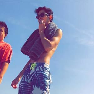 Meet your Posher, Jie